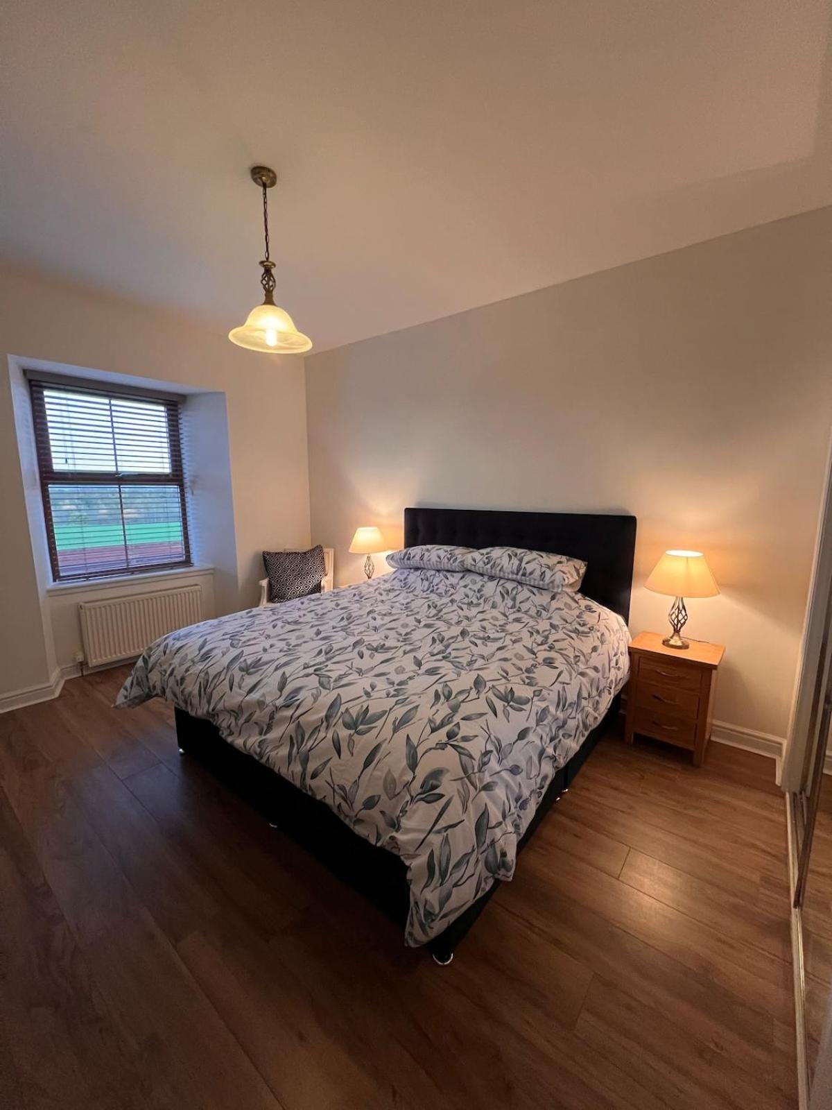 Luxury 3 Bedroom Country With Hot Tub Holiday home Montrose